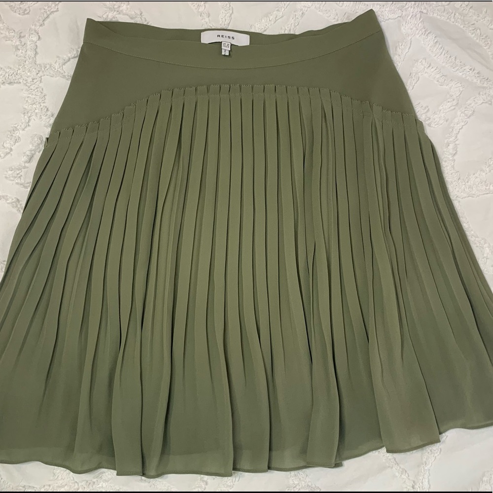 Reiss Orielle Pleated Olive Green Mini Skirt